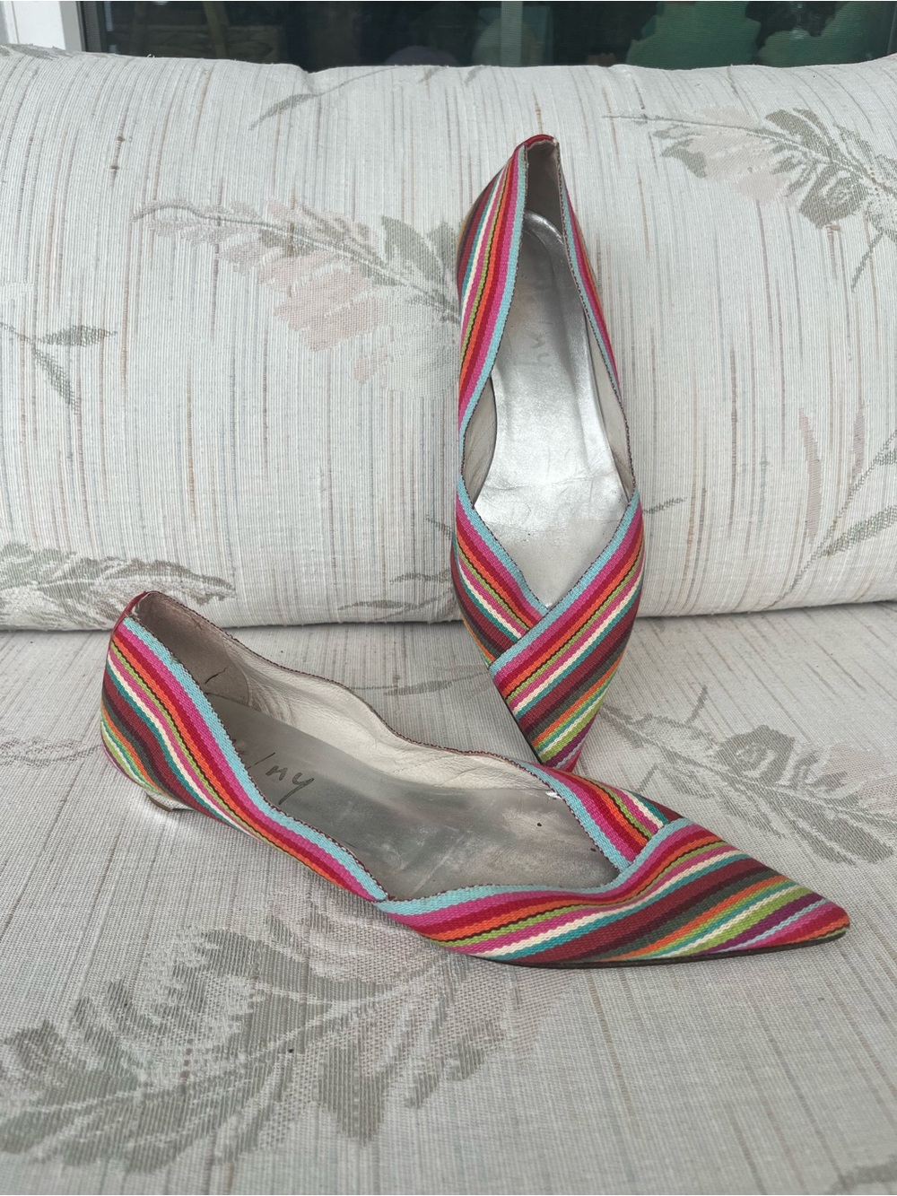 FSNY French Sole Multicolor Striped Pointed-Toe Flats